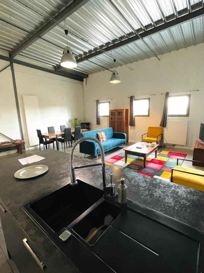Le Loft A Le Chatel Apartment